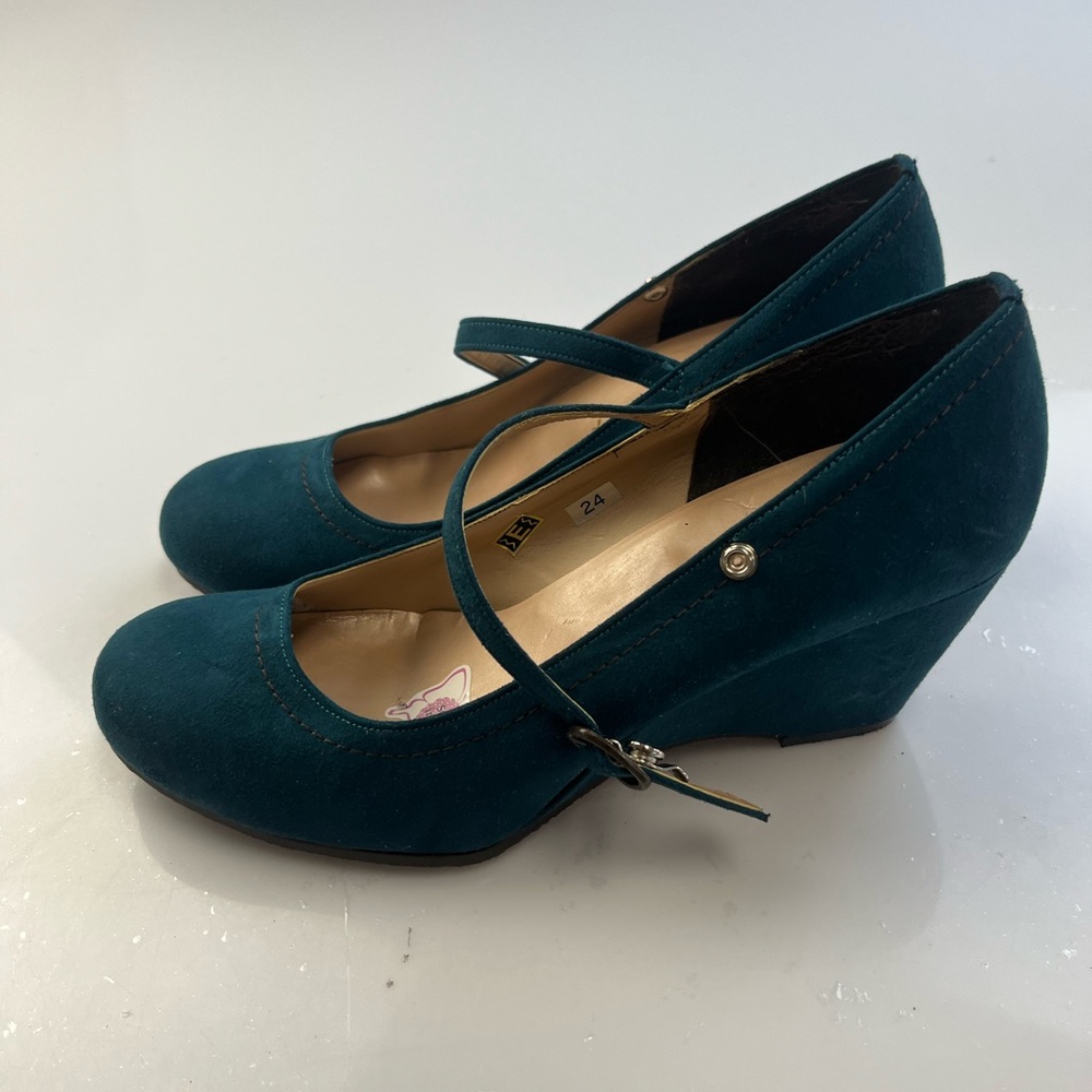 Jelly Beans, Women’s Shoes, Size 7